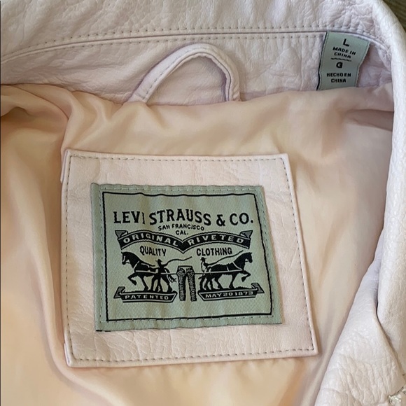 Levi’s blush pink faux leather Moto jacket- large - Picture 5 of 12
